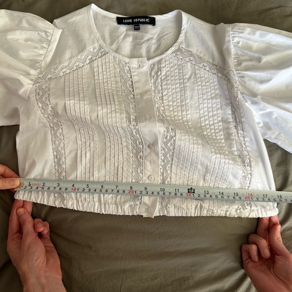 SOLD NWOT White Cotton Cropped Blouse - Picture 15 of 16